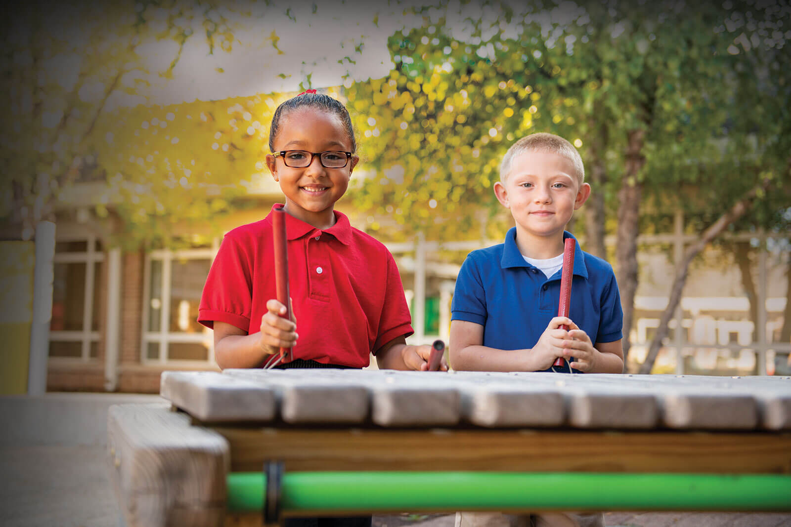 MHS students in park.