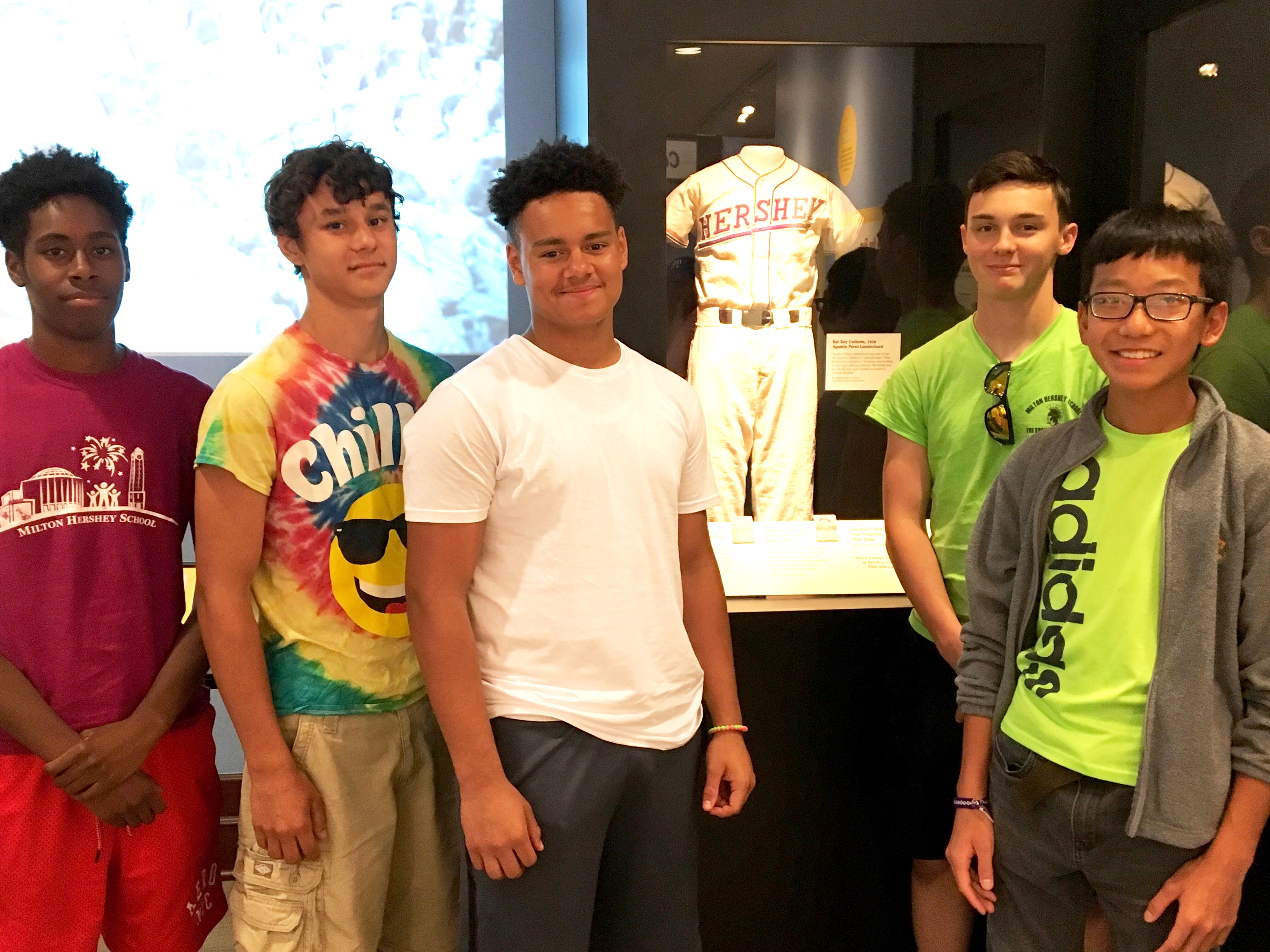 MHS baseball team visits an exhibit