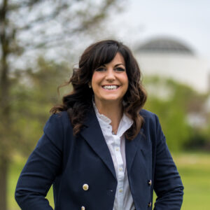 Christine Halliday Headshot
