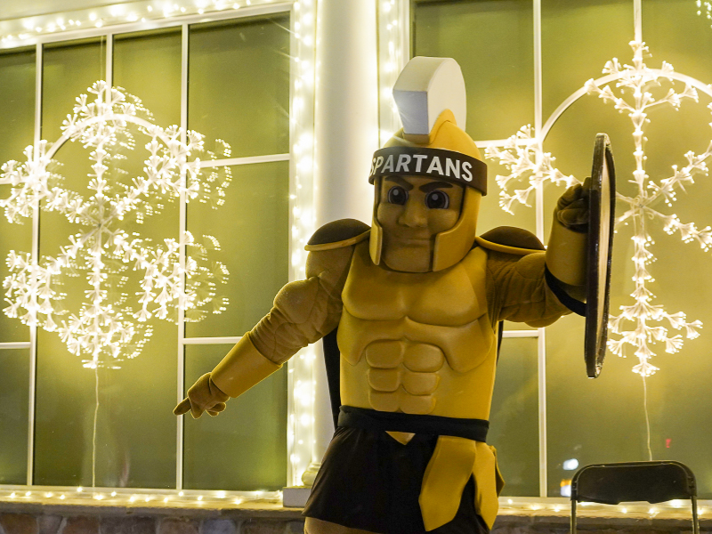 2025 MHS Pete Lights