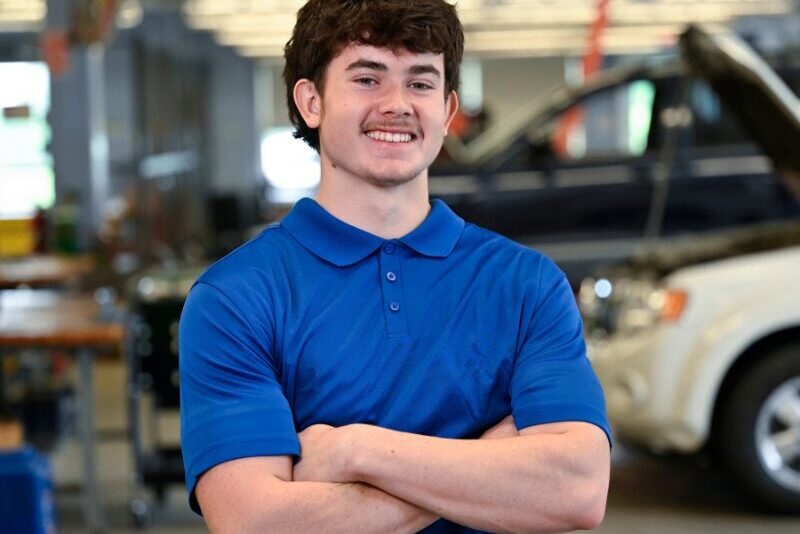 MHS automotive student