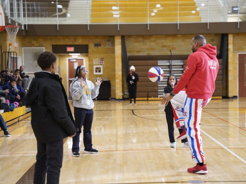 Harlem Globetrotters Visit MHS