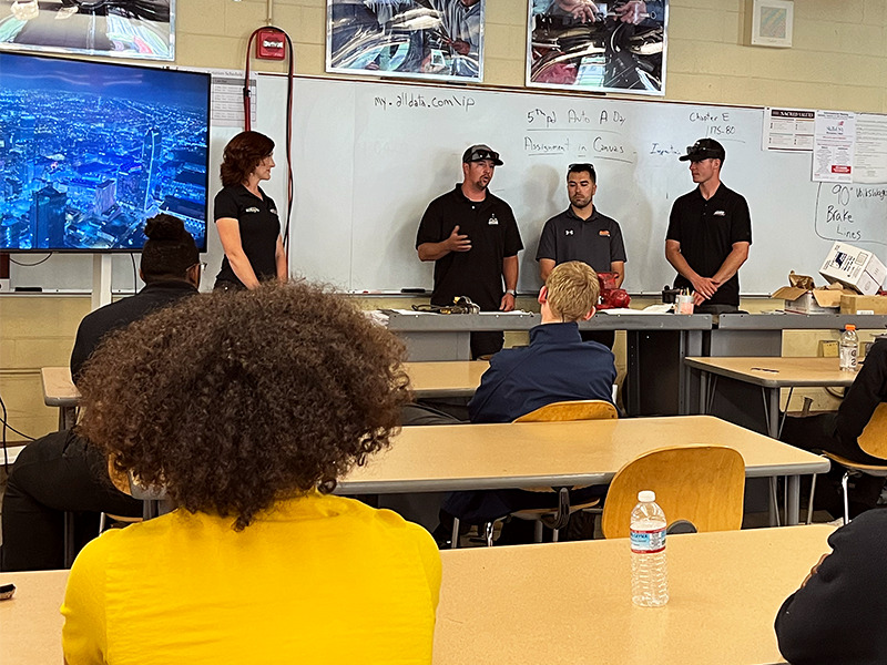 World of Outlaws drivers share experience and profession with Milton Hershey School automotive students